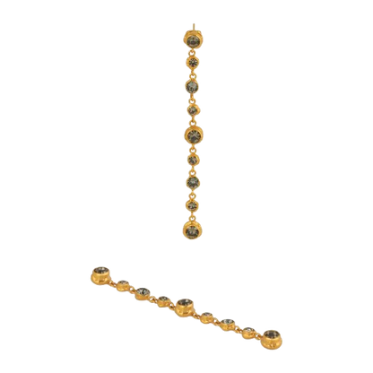 Aretes Lineal Gaynor Jumbo Cristales Humo